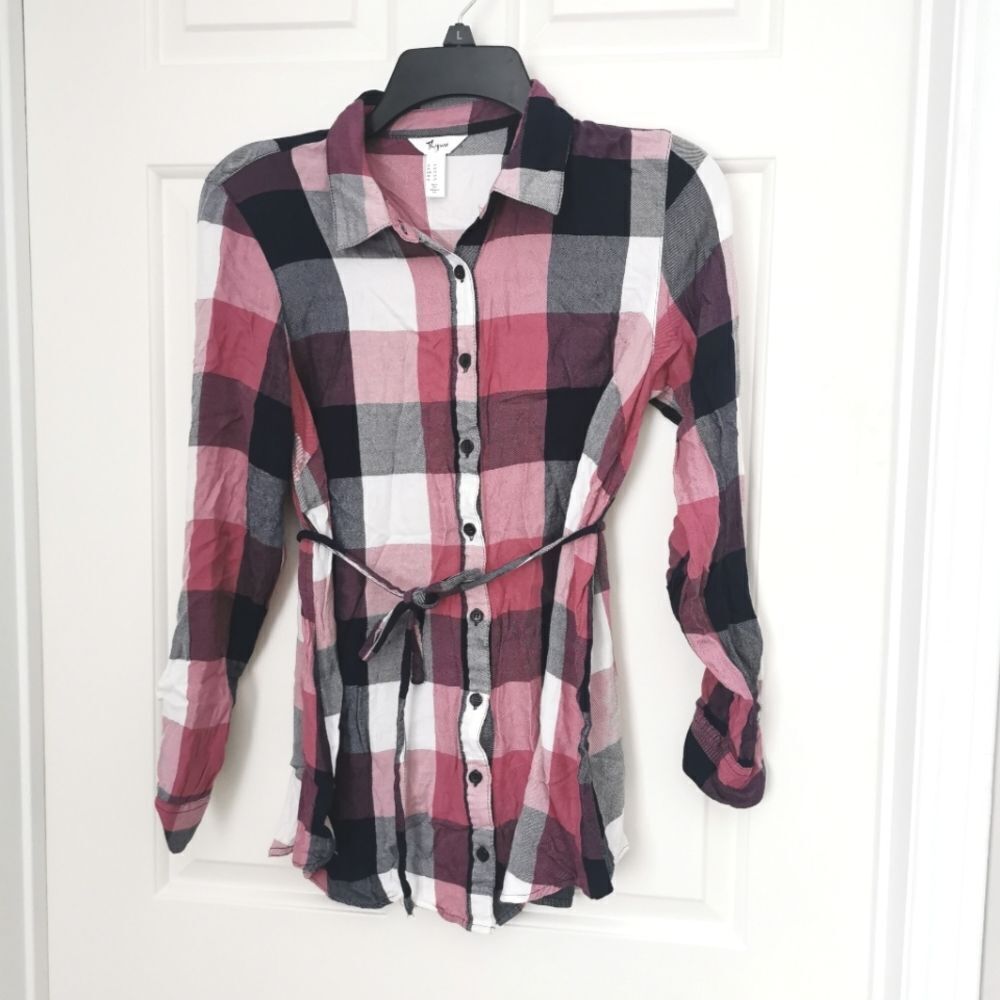 Thyme maternity plaid shirt size S